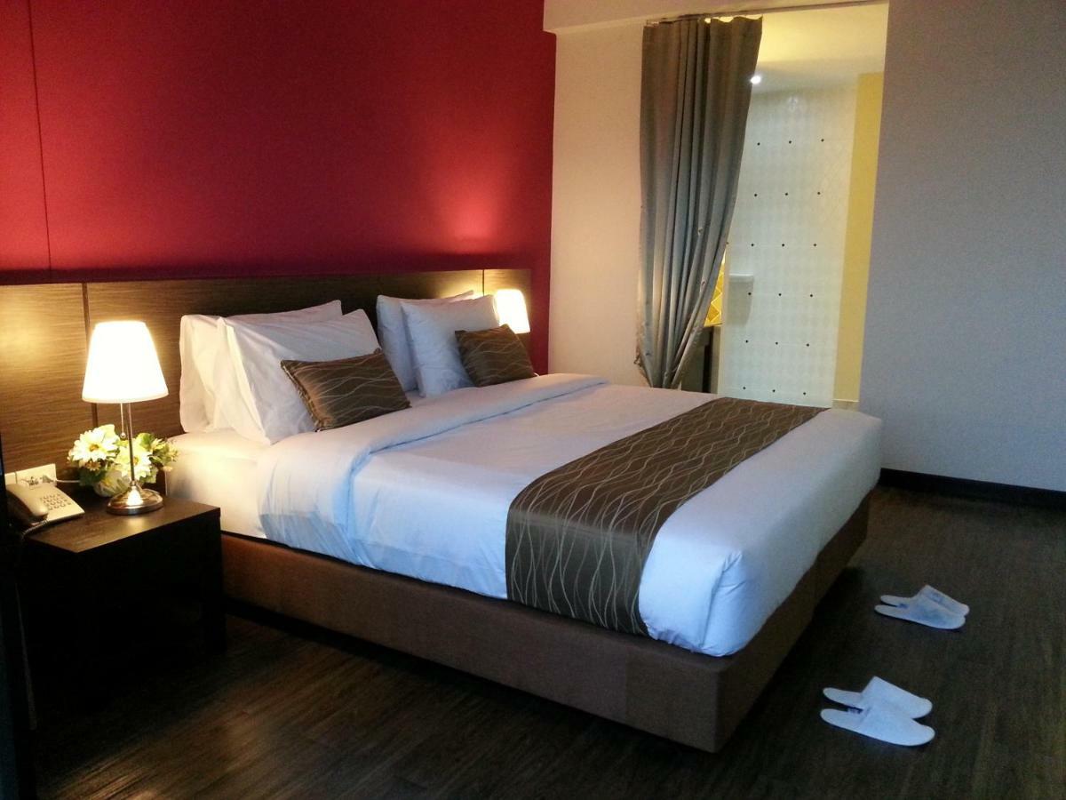 Coco View Hotel Samut Songkhram Ngoại thất bức ảnh