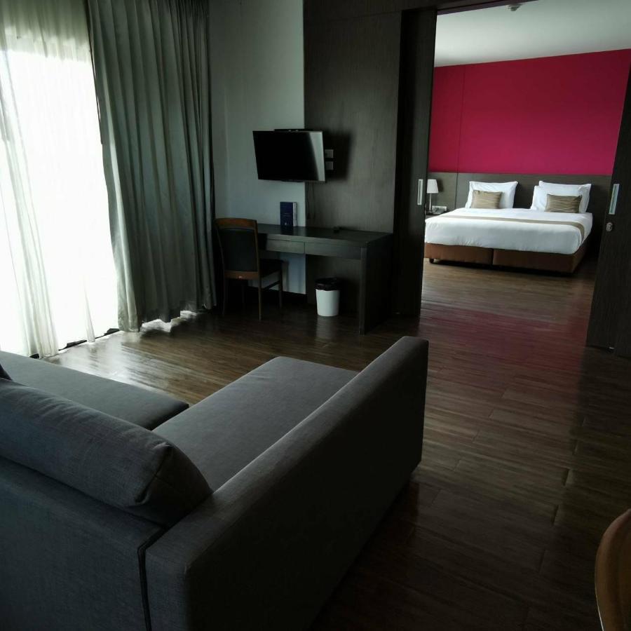 Coco View Hotel Samut Songkhram Ngoại thất bức ảnh
